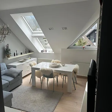 Urban * 크라니스카고라